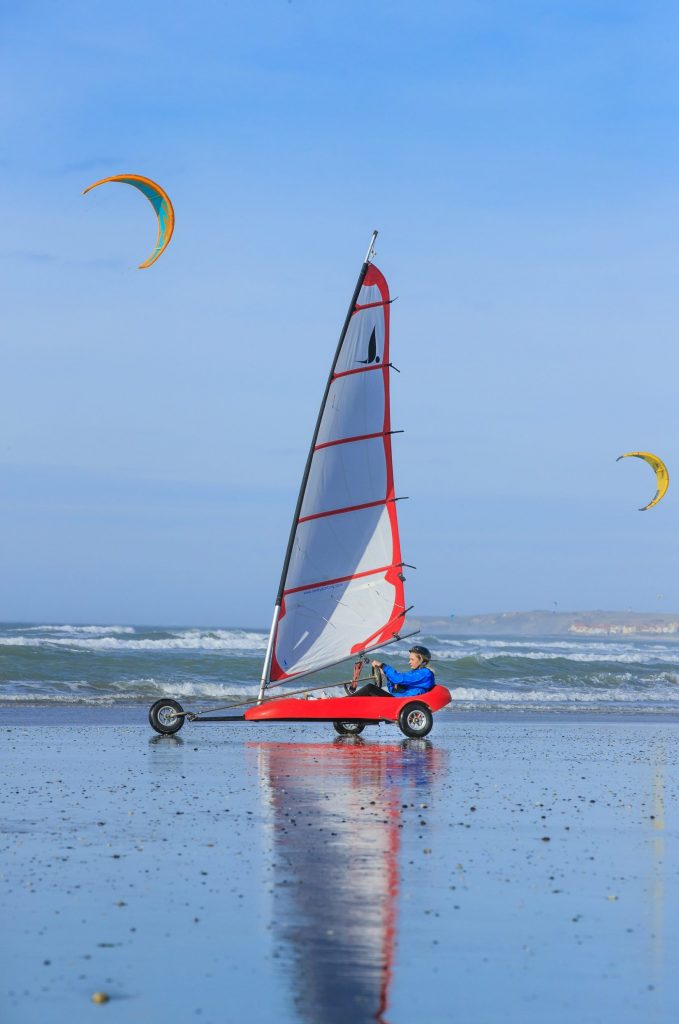 julie Leprêtre, monitrice char à voile, base nautique Wimereux